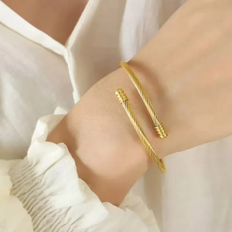 stylish Hip-hop style bangle