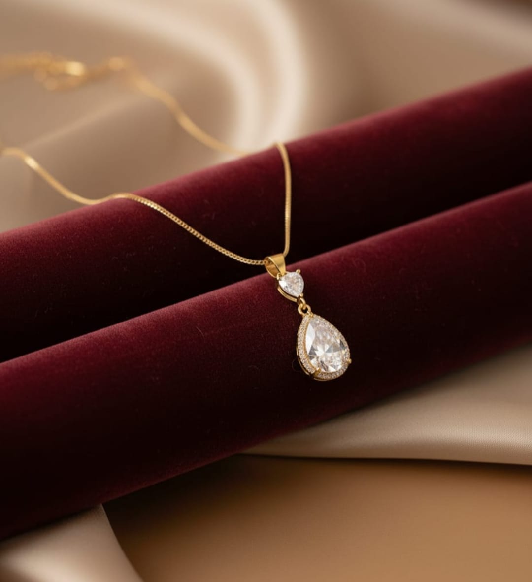 Water Drop Gold Plated Zircon Pendant Necklace – Box Chain, Copper Polished Finish