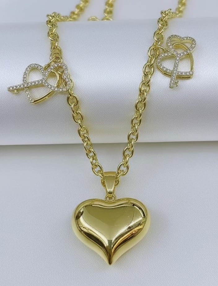 Anti-Tarnish Gold Heart Pendant Necklace for Women – Crystal Double Heart Chain Design"