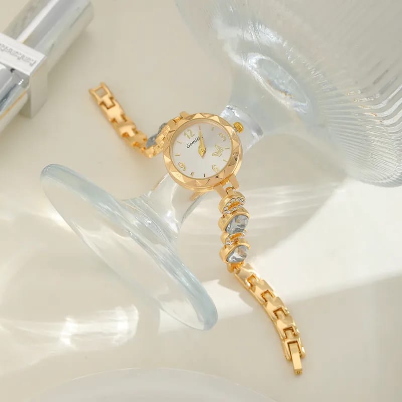 Sweet Commute Heart Shape Mechanical Women's Watch – Luxury Gold Bracelet