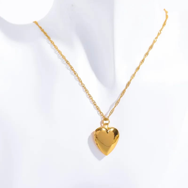 Anti-Tarnished Gold Plated Heart Pendant Necklace – Luxury Shine for Women