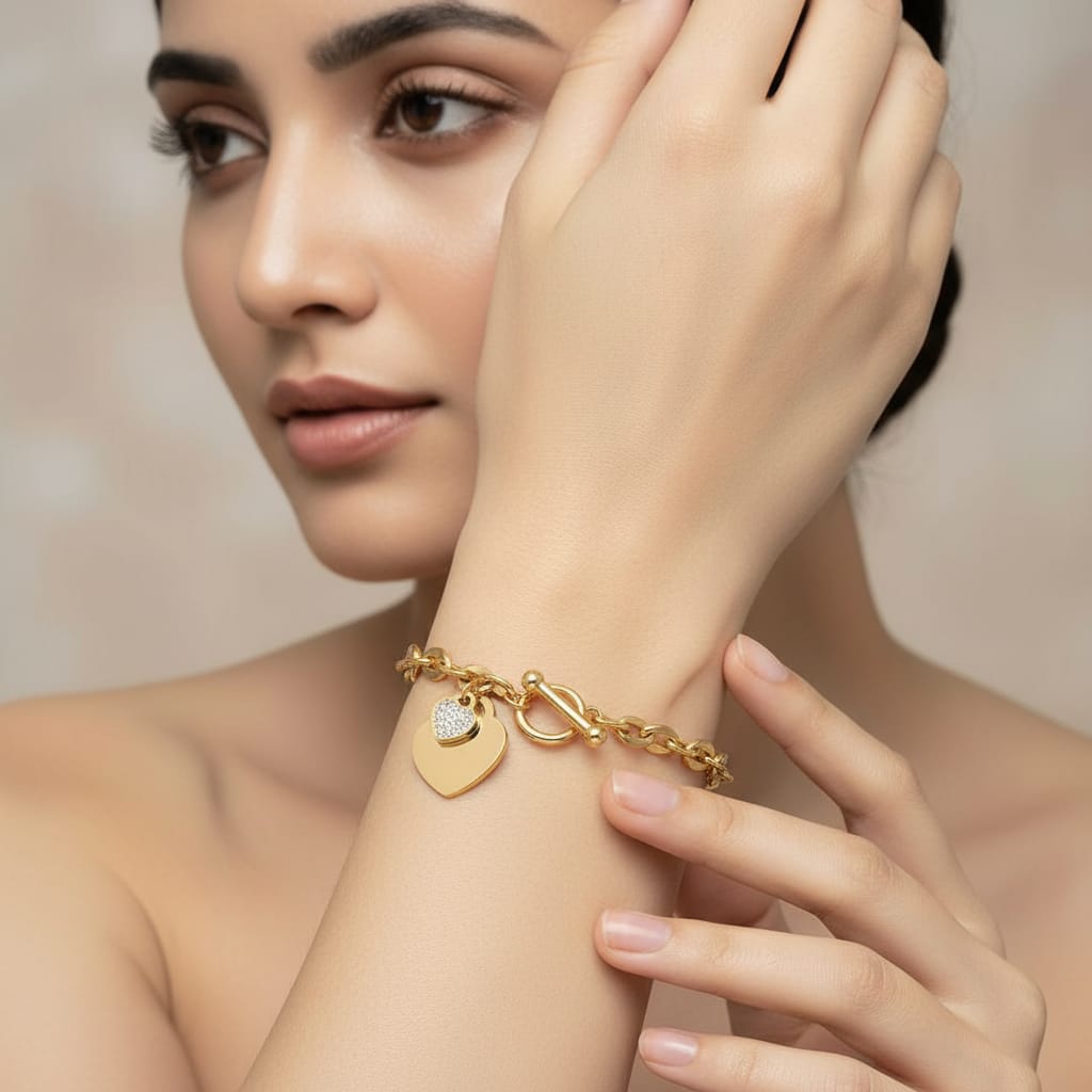 Anti Tarnish Waterproof Gold Plated Heart Charm Toggle Chain Bracelet for Women