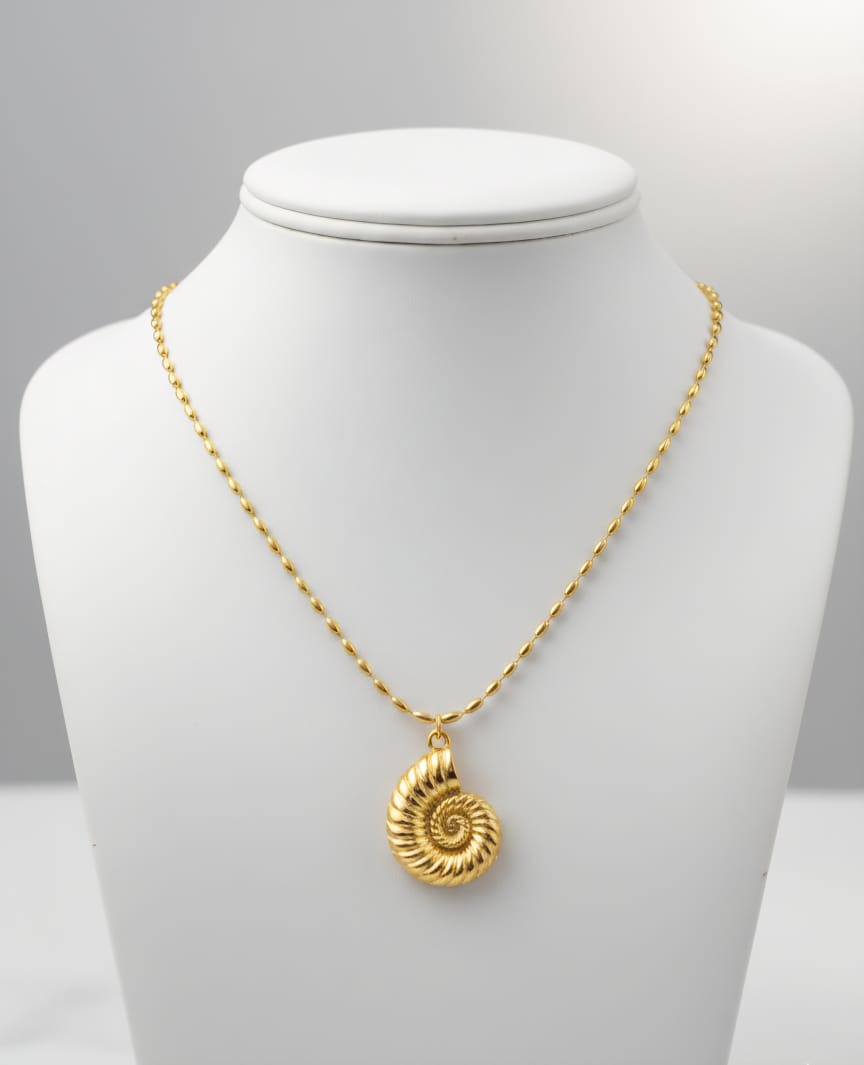 Anti-Tarnish Waterproof Spiral Shell Pendant Necklace for Women