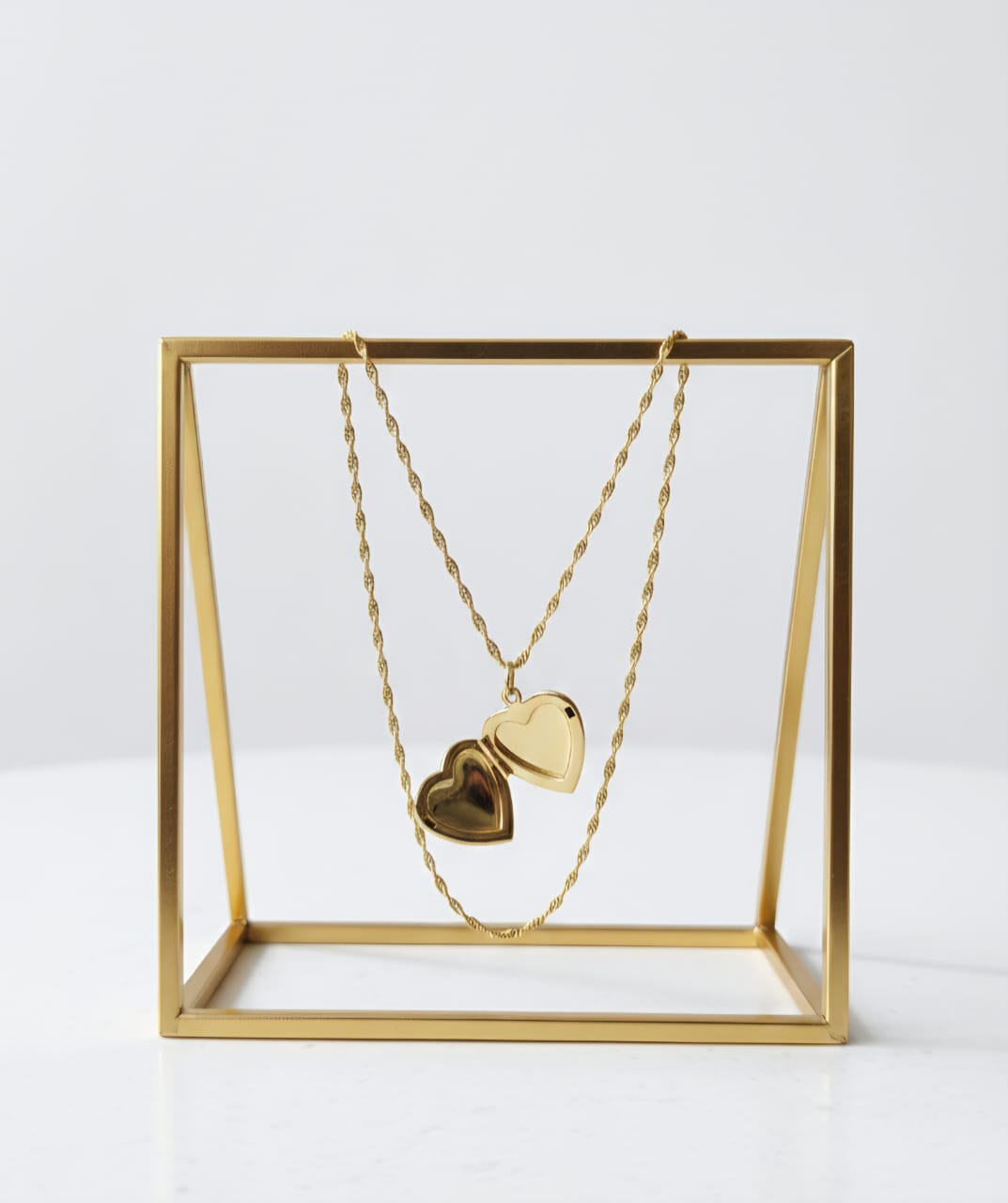 Anti-Tarnished Gold Plated Heart Pendant Necklace – Luxury Shine for Women