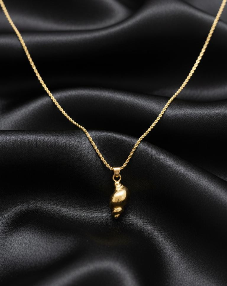 Anti Tarnish Waterproof Gold-Plated Seashell Conch Pendant Necklace