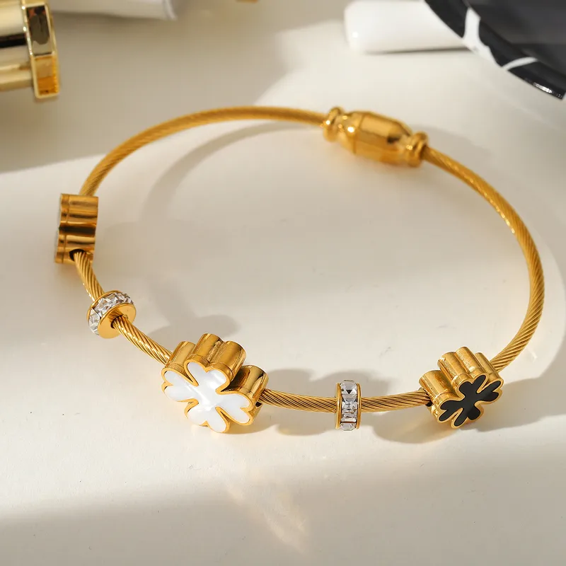 Chic Anti-Tarnish Waterproof Gold Four-Leaf Clover Cable Bracelet